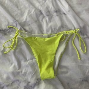 Bikini bottoms